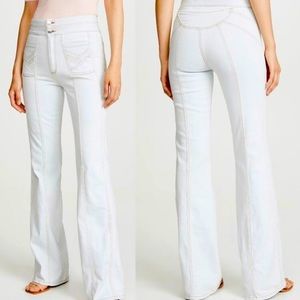 BNWT! Veronica Beard “Farrah” Jeans